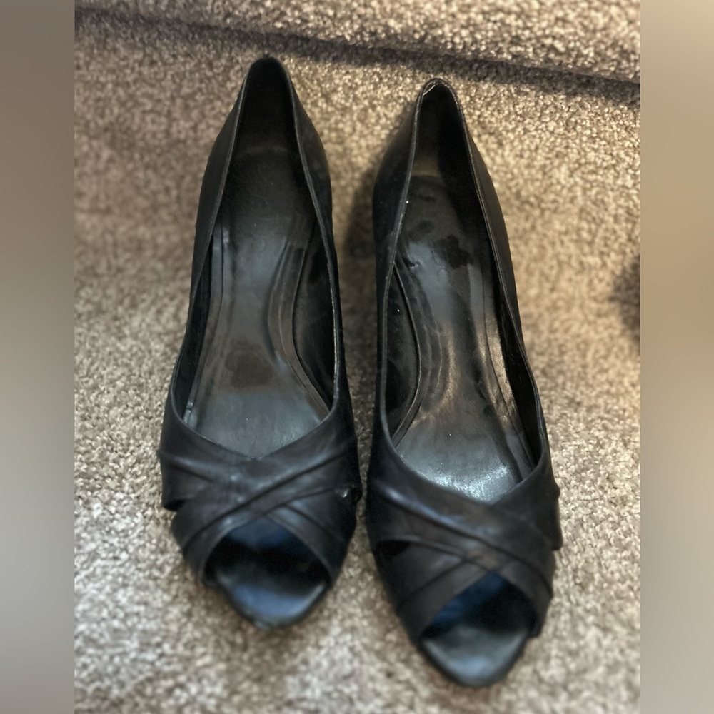 Black peep toe wedges